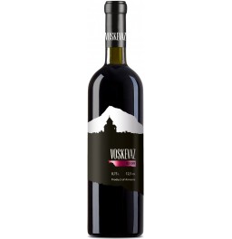 Вино Воскеваз, Чёрно-белая этикетка, красное сухое