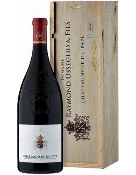 Вино Domaine Usseglio Raymond &amp; Fils, Chateauneuf du Pape AOC Rouge, 2015, wooden box, 1.5 л